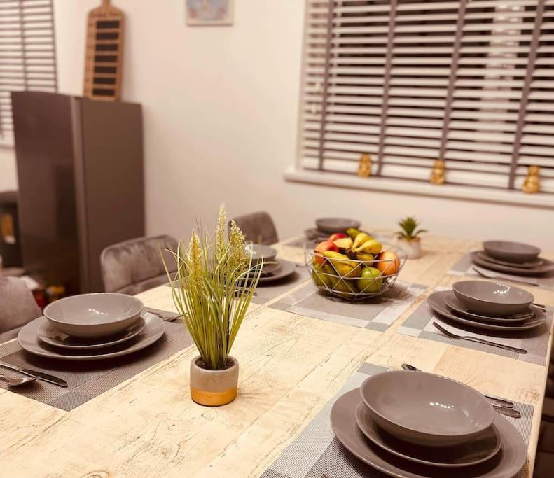 Luxury Suite 3 Bed Apartment Sleeps 6-8 黑潭 外观 照片